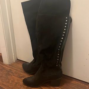 Madden girl, knee-high black boots with studs on the zipper size 7.5.